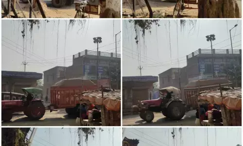 दिन के उजाले में बेखौफ़ तरीके से चल रहे बिना रजिस्ट्रेशन ओवरलोड ट्रैक्टर ट्रालियां दिन के उजाले में बेखौफ़ तरीके से चल रहे बिना रजिस्ट्रेशन ओवरलोड ट्रैक्टर ट्रालियां