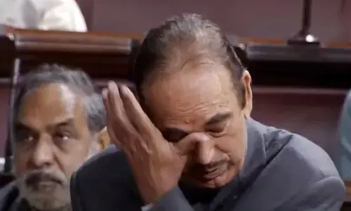 जिसे वाक्ये को याद राज्यसभा में भावुक हुए थे पीएम मोदी, गुलाम नबी आज़ाद का 13 साल पुराना वीडियो हुआ वायरल जिसे वाक्ये को याद राज्यसभा में भावुक हुए थे पीएम मोदी, गुलाम नबी आज़ाद का 13 साल पुराना वीडियो हुआ वायरल