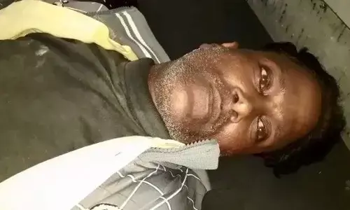 दुकान बंद कर वापस जा रहे युवक पर चाकू से हमला दुकान बंद कर वापस जा रहे युवक पर चाकू से हमला