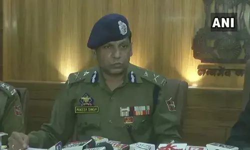 J&K: पुलवामा की बरसी पर बड़ी आतंकी साजिश नाकाम, जम्मू बस स्टैंड से भारी मात्रा में IED बरामद, एक गिरफ्तार J&K: पुलवामा की बरसी पर बड़ी आतंकी साजिश नाकाम, जम्मू बस स्टैंड से भारी मात्रा में IED बरामद, एक गिरफ्तार