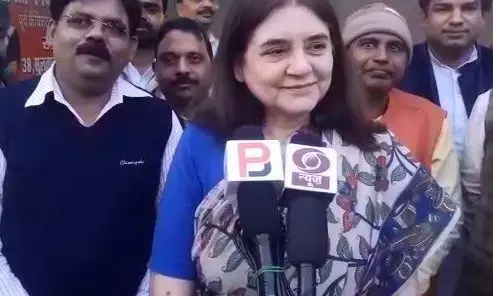 तीन दिवसीय दौरे पर साँसद मेनका संजय गाँधी पहुँची सुल्तानपुर तीन दिवसीय दौरे पर साँसद मेनका संजय गाँधी पहुँची सुल्तानपुर