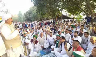 भाजपा वालों को शादी विवाह का न्योता मत दो : नरेश टिकैत का ऐलान भाजपा वालों को शादी विवाह का न्योता मत दो : नरेश टिकैत का ऐलान