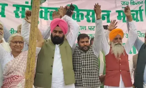 दिशा रवि जैसे युवा जल जंगल बचाने की जंग लड़ रहे : मेधा पाटेकर दिशा रवि जैसे युवा जल जंगल बचाने की जंग लड़ रहे : मेधा पाटेकर