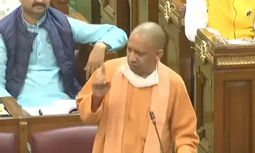 बदला मुख्यमंत्री, बदला पुलिस का तेवर बदला मुख्यमंत्री, बदला पुलिस का तेवर