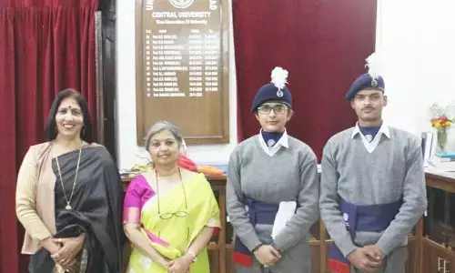 गणतंत्र दिवस परेड में चयनित NSS के स्वयंसेवक को कुलपति ने कहा युथ  ब्रांड  अम्बेस्डर गणतंत्र दिवस परेड में चयनित NSS के स्वयंसेवक को कुलपति ने कहा युथ  ब्रांड  अम्बेस्डर