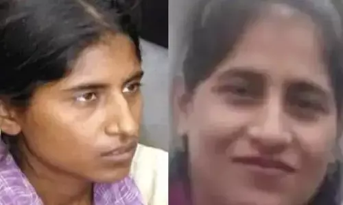 शबनम रामपुर से बरेली जेल शिफ्ट, फोटो वायरल करने वाले दो बंदी रक्षक सस्पेंड शबनम रामपुर से बरेली जेल शिफ्ट, फोटो वायरल करने वाले दो बंदी रक्षक सस्पेंड