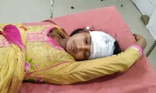 जमीनी विवाद को लेकर खूनी संघर्ष, एक महिला की मौत, 4 घायल जमीनी विवाद को लेकर खूनी संघर्ष, एक महिला की मौत, 4 घायल