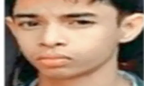 रेत से भरे ट्रैक्टर की चपेट में आए 2 सगे भाई, 1 की मौत, दूसरा गंभीर घायल, खबर सुनकर परिवार में मचा कोहराम