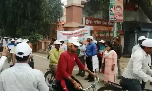 साइकिल रैली को हरी झंडी दिखाकर किया रवाना