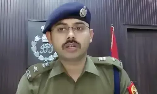 UP : एसपी की बड़ी कार्यवाही, चौकी इंचार्ज समेत पूरी पुलिस चौकी की सस्पेंड UP : एसपी की बड़ी कार्यवाही, चौकी इंचार्ज समेत पूरी पुलिस चौकी की सस्पेंड