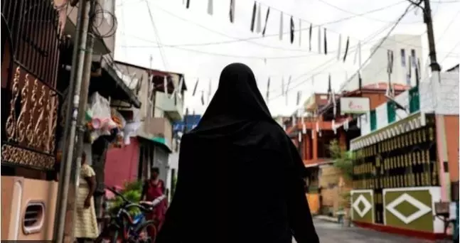 यूरोपीय देशों के बाद अब एशियाई देश श्रीलंका ने क्यों लगाया सार्वजनिक जगहों पर बुर्का पहनने पर प्रतिबन्ध?