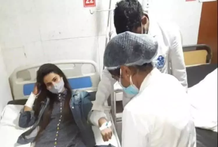 बीजेपी सांसद की बहू ने खुदकुशी की धमकी के बाद काटी हाथ की नस, अस्पताल में भर्ती