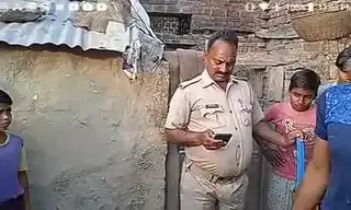 प्रयागराज के सैदाबाद में जहरीली शराब से चार और मौतें, मरने वालों की संख्या हुई नौ प्रयागराज के सैदाबाद में जहरीली शराब से चार और मौतें, मरने वालों की संख्या हुई नौ