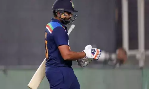India vs England 4th T20 Live Score : рд░реЛрд╣рд┐рдд рдиреЗ рдореИрдЪ рдХреА рдкрд╣рд▓реА рд╣реА рдЧреЗрдВрдж рдкрд░ рдЬрдбрд╝рд╛ рдЫрдХреНрдХрд╛, рджреЗрдЦрд┐рдП- рд▓рд╛рдЗрд╡ рд╕реНрдХреЛрд░ India vs England 4th T20 Live Score : рд░реЛрд╣рд┐рдд рдиреЗ рдореИрдЪ рдХреА рдкрд╣рд▓реА рд╣реА рдЧреЗрдВрдж рдкрд░ рдЬрдбрд╝рд╛ рдЫрдХреНрдХрд╛, рджреЗрдЦрд┐рдП- рд▓рд╛рдЗрд╡ рд╕реНрдХреЛрд░