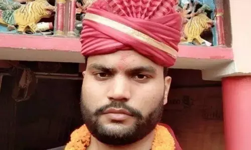 मैंने अपनी पत्नी की हत्या कर दी है, मुझे पकड़ लीजिये युवक ने पुलिस कंट्रोल रूम को फोन कर कहा मैंने अपनी पत्नी की हत्या कर दी है, मुझे पकड़ लीजिये युवक ने पुलिस कंट्रोल रूम को फोन कर कहा