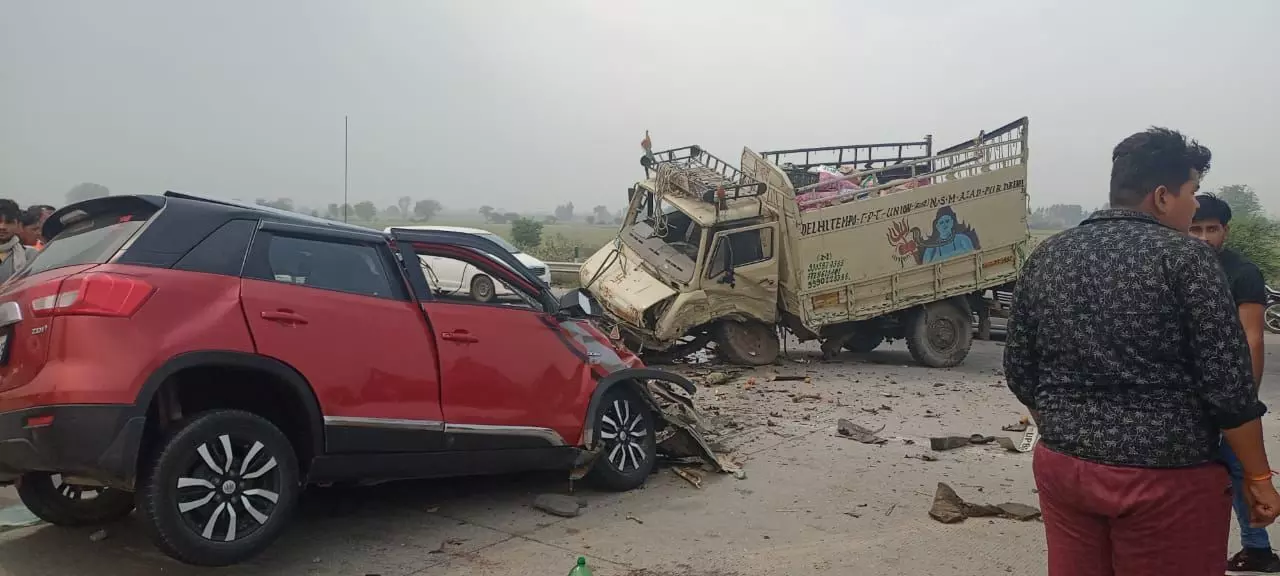 नोएडा में हादसा, चार की मौत एक गंभीर घायल