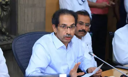 महाराष्ट्र सरकार ने जारी की कोरोना की नई गाइडलाइंस, जानिए क्या-क्या हैं शर्तें महाराष्ट्र सरकार ने जारी की कोरोना की नई गाइडलाइंस, जानिए क्या-क्या हैं शर्तें