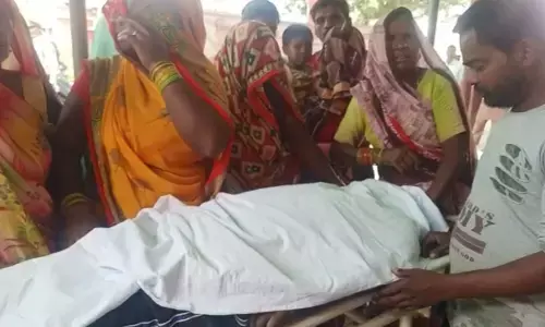 कासगंज : जमीनी विवाद को लेकर दबंगो ने युवक को पीट-पीट कर उतारा मौत के घाट कासगंज : जमीनी विवाद को लेकर दबंगो ने युवक को पीट-पीट कर उतारा मौत के घाट