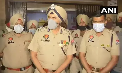 पंजाब: निहंग सिखों ने तलवार से पुलिस पर किया हमला, दोनों हमलावर ढेर