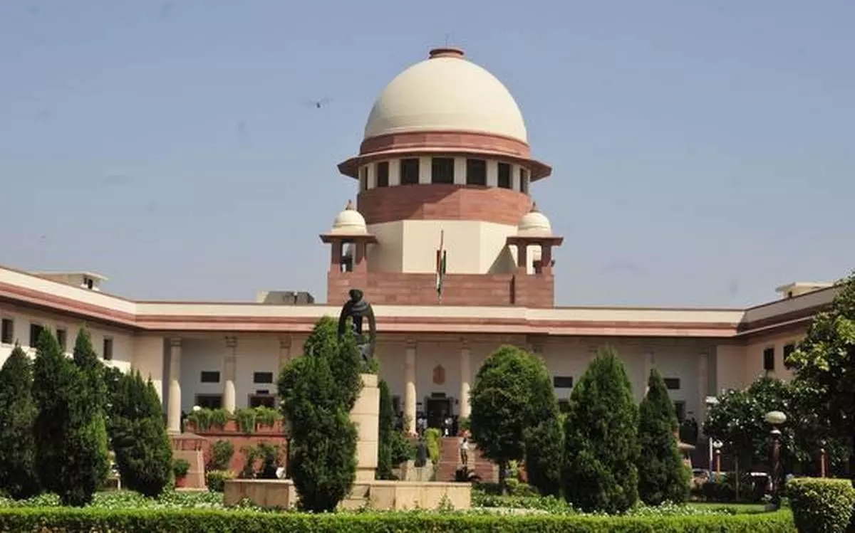 सुप्रीम कोर्ट का बड़ा आदेश, देशभर में ऑक्सिजन डिस्ट्रीब्यूशन के लिए नैशनल टास्क फोर्स का किया गठन सुप्रीम कोर्ट का बड़ा आदेश, देशभर में ऑक्सिजन डिस्ट्रीब्यूशन के लिए नैशनल टास्क फोर्स का किया गठन