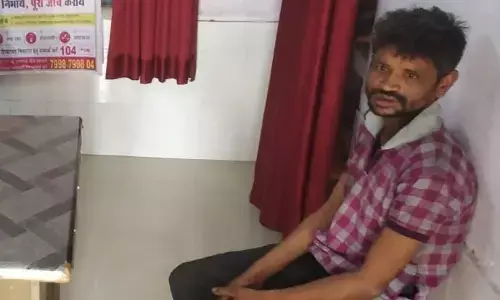 बदमाशों ने ड्राइवर को बंधक बनाकर लूटी डीसीएम, चौडगरा में सड़क किनारे फेंका बदमाशों ने ड्राइवर को बंधक बनाकर लूटी डीसीएम, चौडगरा में सड़क किनारे फेंका