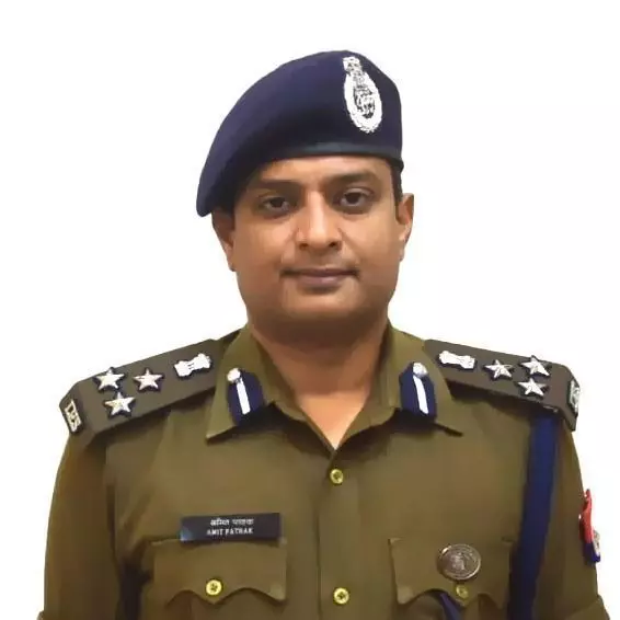 लेक्चरर से आईपीएस बने हैं अमित पाठक, जानिये गाजियाबाद के नए डीआईजी/एसएसपी के बारे में लेक्चरर से आईपीएस बने हैं अमित पाठक, जानिये गाजियाबाद के नए डीआईजी/एसएसपी के बारे में