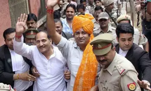 मंत्री सुरेश राणा व विधायक संगीत सोम सहित 51 लोगो के मुकदमे शासन ने लिए वापस मंत्री सुरेश राणा व विधायक संगीत सोम सहित 51 लोगो के मुकदमे शासन ने लिए वापस