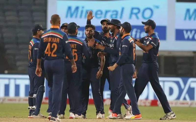#INDvsENG : टीम इंडिया ने होली पर अंग्रेजों को धो डाला, देशवासियों को दिया सीरीज जीत का तोहफा #INDvsENG : टीम इंडिया ने होली पर अंग्रेजों को धो डाला, देशवासियों को दिया सीरीज जीत का तोहफा