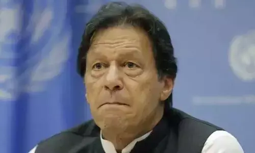 पाकिस्तान में हिंदुओं पर अत्याचार जारी, 100 साल पुराने मंदिर में हमला, मुख्य द्वार, सीढ़ियां तोड़ीं