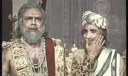 धृतराष्ट्र की मुद्रा में हैं मीडिया के संजय इस समय ? धृतराष्ट्र की मुद्रा में हैं मीडिया के संजय इस समय ?