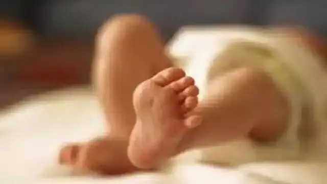 विश्व इतिहास में पहली बार, तीन प्राइवेट पार्ट के साथ जन्मा यह बच्चा, जानें हैरान करने वाली कहानी विश्व इतिहास में पहली बार, तीन प्राइवेट पार्ट के साथ जन्मा यह बच्चा, जानें हैरान करने वाली कहानी