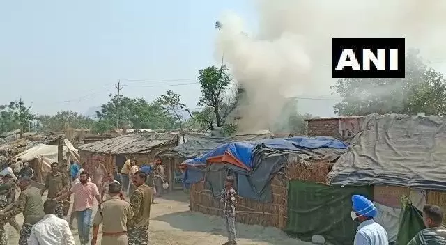 Uttarakhand Kumbh Mela area in Haridwar: कुंभ मेला हरिद्वार में लगी आग Uttarakhand Kumbh Mela area in Haridwar: कुंभ मेला हरिद्वार में लगी आग