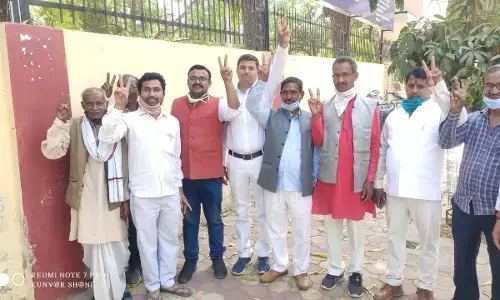 बीजेपी के अघोषित प्रत्याशियों ने किया नामांकन बीजेपी के अघोषित प्रत्याशियों ने किया नामांकन