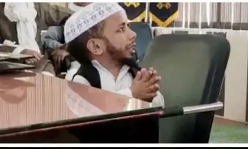 अज़ीम मंसूरी की राइफल का ये है राज! कोतवाली में घंटों तक हुई पूछताछ, माफी मांगते नज़र आये अज़ीम मंसूरी