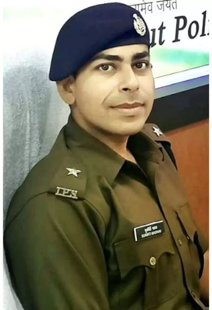 आगामी त्रिस्तरीय पंचायती चुनाव के दृष्टिगत पुलिस अधीक्षक शामली द्वारा जारी किया गया हेल्प लाइन नम्बर