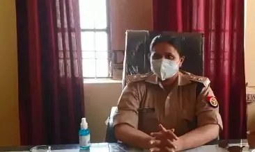 एसपी अपर्णा गौतम ने दी पंचायत चुनाव को सख्त हिदायत, बोली कानून तोड़ने पर होगी सख्त कार्यवाही एसपी अपर्णा गौतम ने दी पंचायत चुनाव को सख्त हिदायत, बोली कानून तोड़ने पर होगी सख्त कार्यवाही