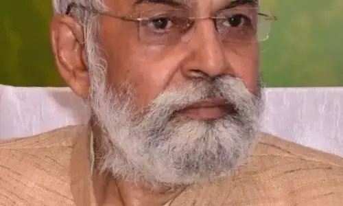 कोरोना संक्रमण भयावह स्तर पर जबकि टीकाकरण बेहाल - ज्ञानेन्द्र रावत कोरोना संक्रमण भयावह स्तर पर जबकि टीकाकरण बेहाल - ज्ञानेन्द्र रावत