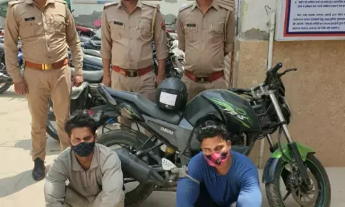 प्रेमी ने दोस्त के साथ मिलकर प्रेमिका के पिता को मारी गोली