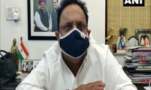 राजस्थान में कोरोना के बढ़ते मामलों को देखते हुए आज से स्वास्थ्य भवन में 24 घंटे के लिए चिकित्सा मंत्री हेल्प डेस्क शुरू