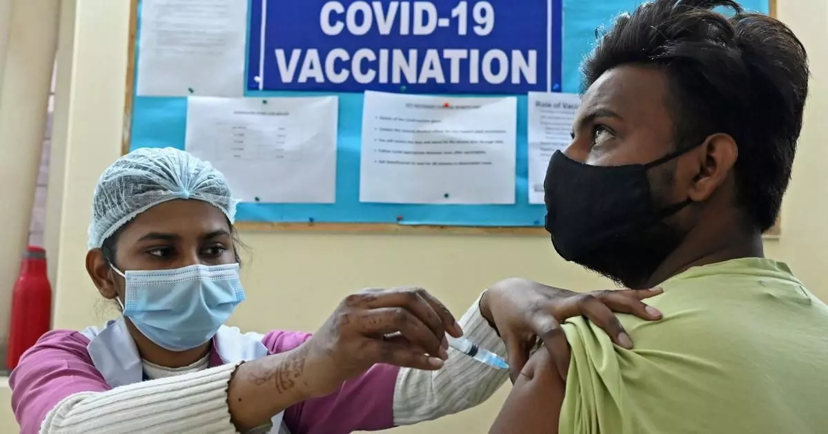 पंजाब राजस्थान समेत इन राज्यों में है टीको की कमी, 1 मई से शुरू नहीं कर पाएंगे वैक्सीनेशन