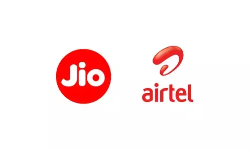 यह हैं 200 रुपये से कम वाले बेस्ट प्रीपेड प्लान्स, जानिए Jio या Airtel में से किसका बेस्ट यह हैं 200 रुपये से कम वाले बेस्ट प्रीपेड प्लान्स, जानिए Jio या Airtel में से किसका बेस्ट