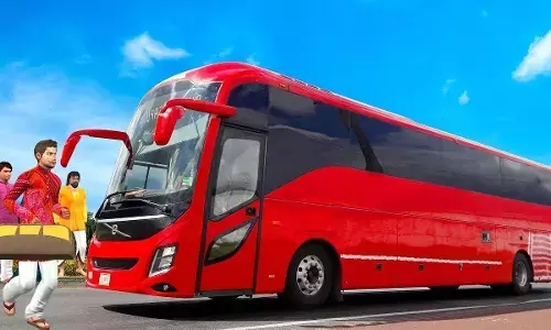 दर्शन करने गए अलीगढ़ के पांच श्रद्धालुओं की बस में उतरा करंट, झुलसे