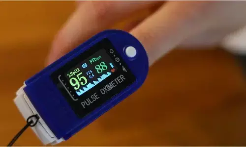 Double कीमत में मिल रहे 1,500 में मिलने वाले पल्स ऑक्सीमीटर, उसकी जगह इस्तेमाल कर सकते हैं ये डिवाइस Double कीमत में मिल रहे 1,500 में मिलने वाले पल्स ऑक्सीमीटर, उसकी जगह इस्तेमाल कर सकते हैं ये डिवाइस