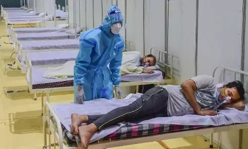 देश में  कोरोना ने तोड़े सभी रिकॉर्ड, 24 घंटे में 3.79 लाख केस 645 लोगों की मौत, 30 लाख के पार एक्टिव केस देश में  कोरोना ने तोड़े सभी रिकॉर्ड, 24 घंटे में 3.79 लाख केस 645 लोगों की मौत, 30 लाख के पार एक्टिव केस