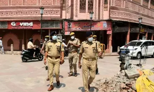 वाराणसी के प्रथम पुलिस कमिश्नर ए सतीश गणेश ने किया नगर की सुरक्षा का औचक निरिक्षण वाराणसी के प्रथम पुलिस कमिश्नर ए सतीश गणेश ने किया नगर की सुरक्षा का औचक निरिक्षण