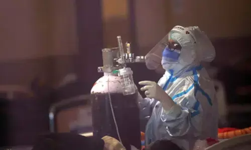 सरकार का बड़ा फैसला-अब विदेश से ऑनलाइन मंगाई जा सकेगी हवा से ऑक्सीजन बनाने वाली कॉन्सेंट्रेटर मशीन सरकार का बड़ा फैसला-अब विदेश से ऑनलाइन मंगाई जा सकेगी हवा से ऑक्सीजन बनाने वाली कॉन्सेंट्रेटर मशीन