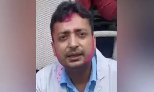 कोरोना मरीजों का इलाज कर रहे मैक्स हॉस्पिटल के डॉक्टर ने की आत्महत्या