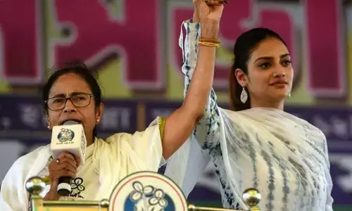 बंगाल चुनाव परिणाम : TMC सांसद नुसरत जहां ने किया ऐसा ट्वीट, जमकर हो रहा वायरल बंगाल चुनाव परिणाम : TMC सांसद नुसरत जहां ने किया ऐसा ट्वीट, जमकर हो रहा वायरल