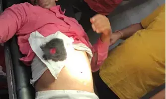 2021 चुनाव में SP प्रतापगढ़ की वजह से फर्जी मतदान में नाकाम दिनेश मिश्रा ने मारी पिस्तौल से विनय सिंह को गोली