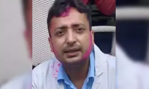 पत्नी को 11 मिनट का वीडियो भेजकर दिल्ली में डॉक्टर ने कर ली आत्म हत्या… पत्नी को 11 मिनट का वीडियो भेजकर दिल्ली में डॉक्टर ने कर ली आत्म हत्या…